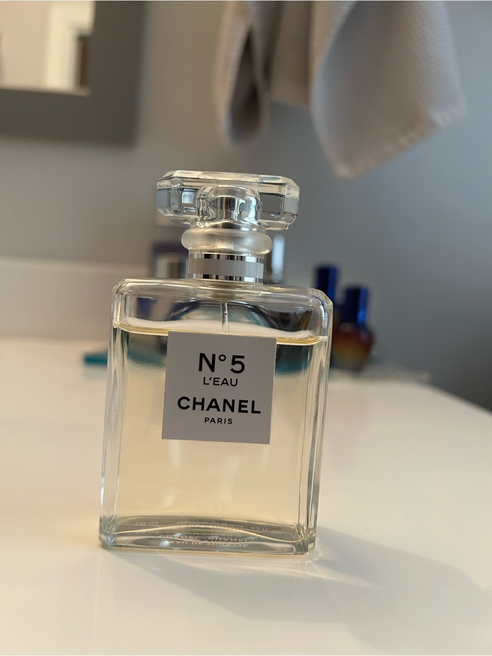 CHANEL N°5 L'EAU Perfume Bottle - Clear
